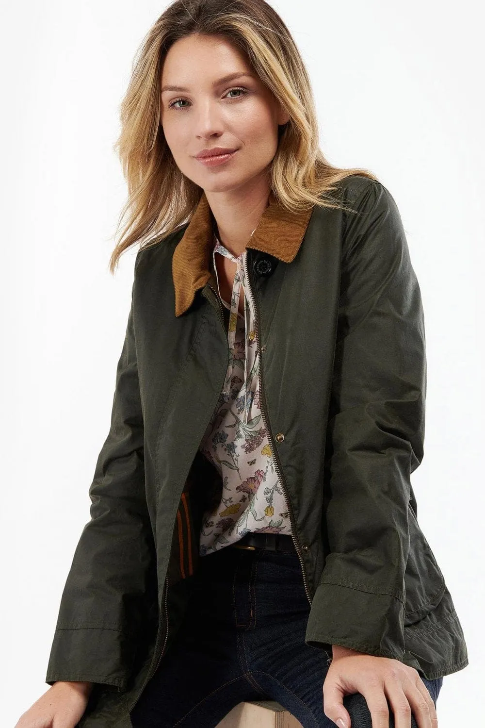 Attingham Wax Jacket - Archive Olive/Classic