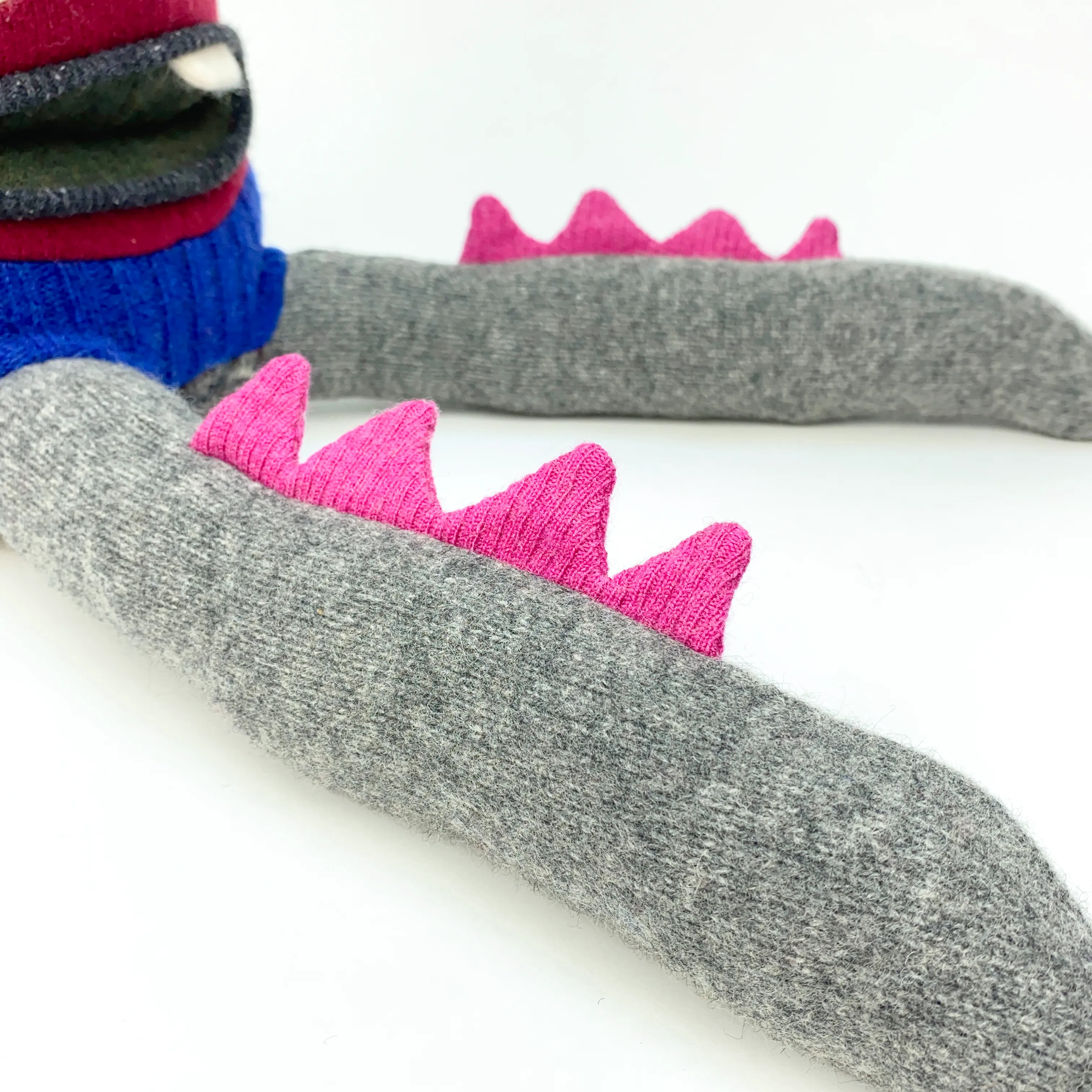 Cruncher the plush octopus style my friend monster™ wool sweater stuffy