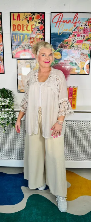 Foxglove Lightweight Button Top - Natural