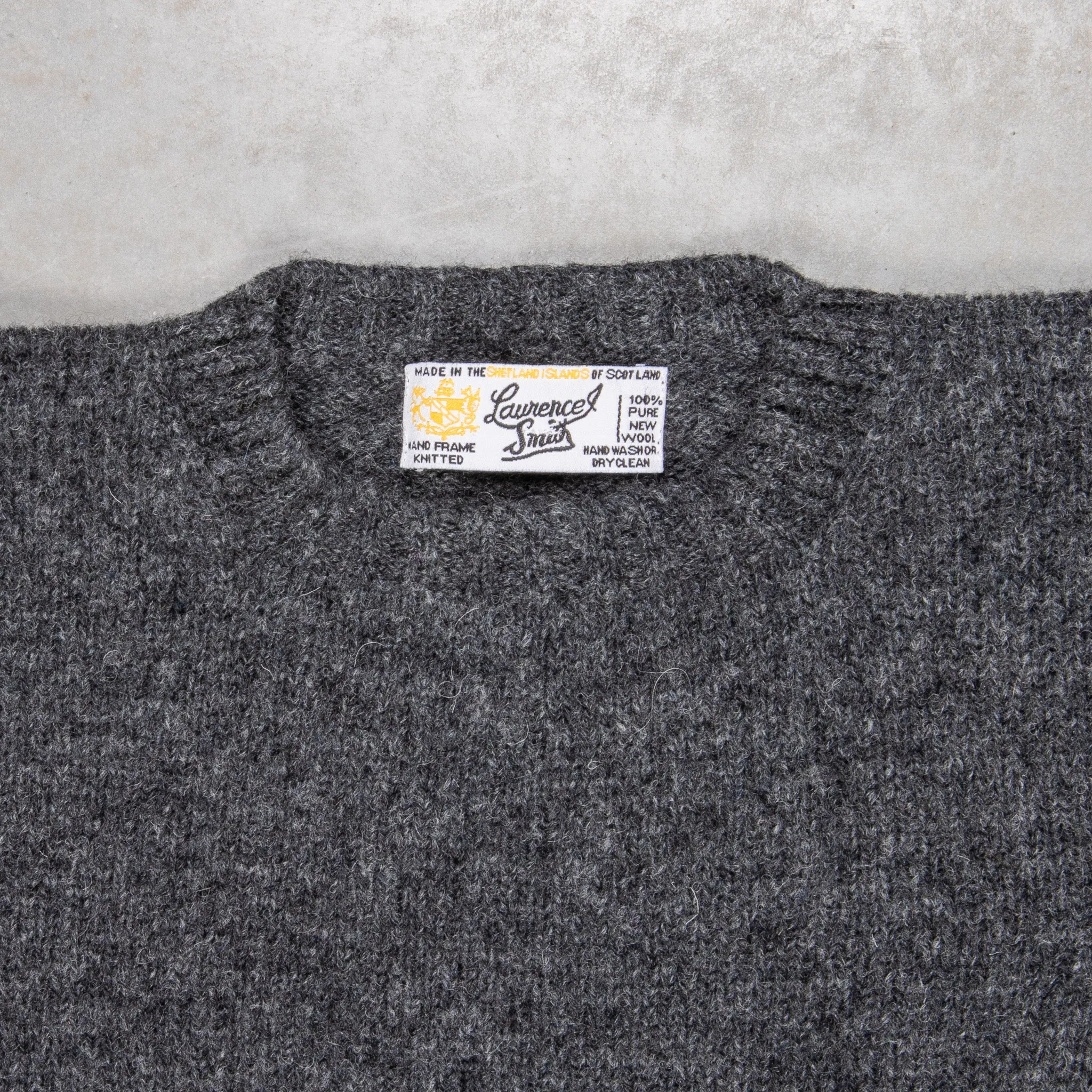 Laurence J. Smith Super soft Seamless Crew Neck Pullover Oxford