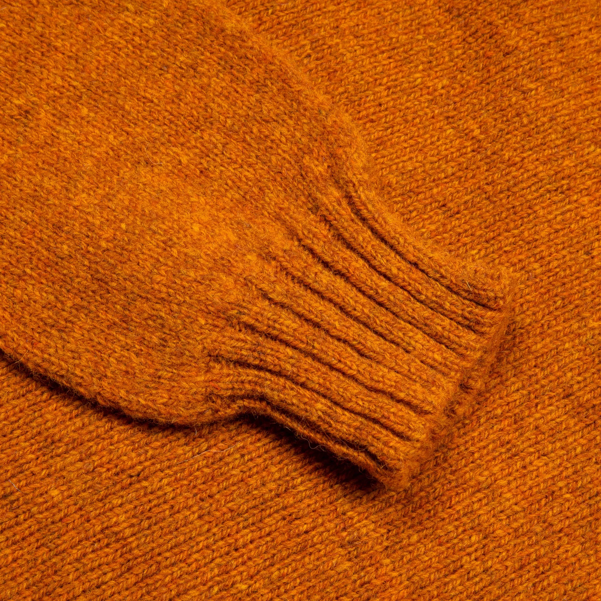 Laurence J. Smith  Super soft Seamless Crew Neck Pullover Vintage Orange