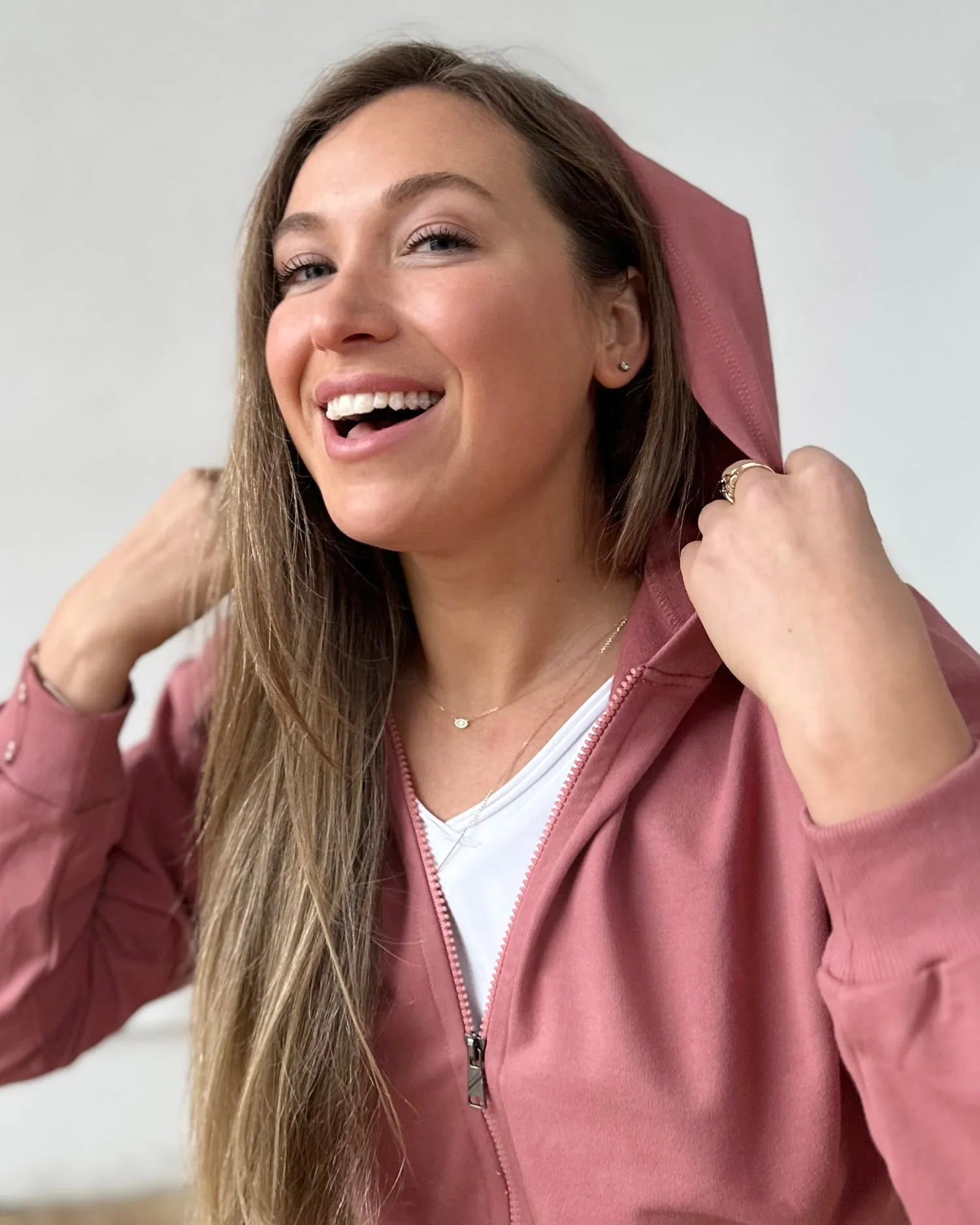 MICAELA cropped zip hoodie in Withered Rose