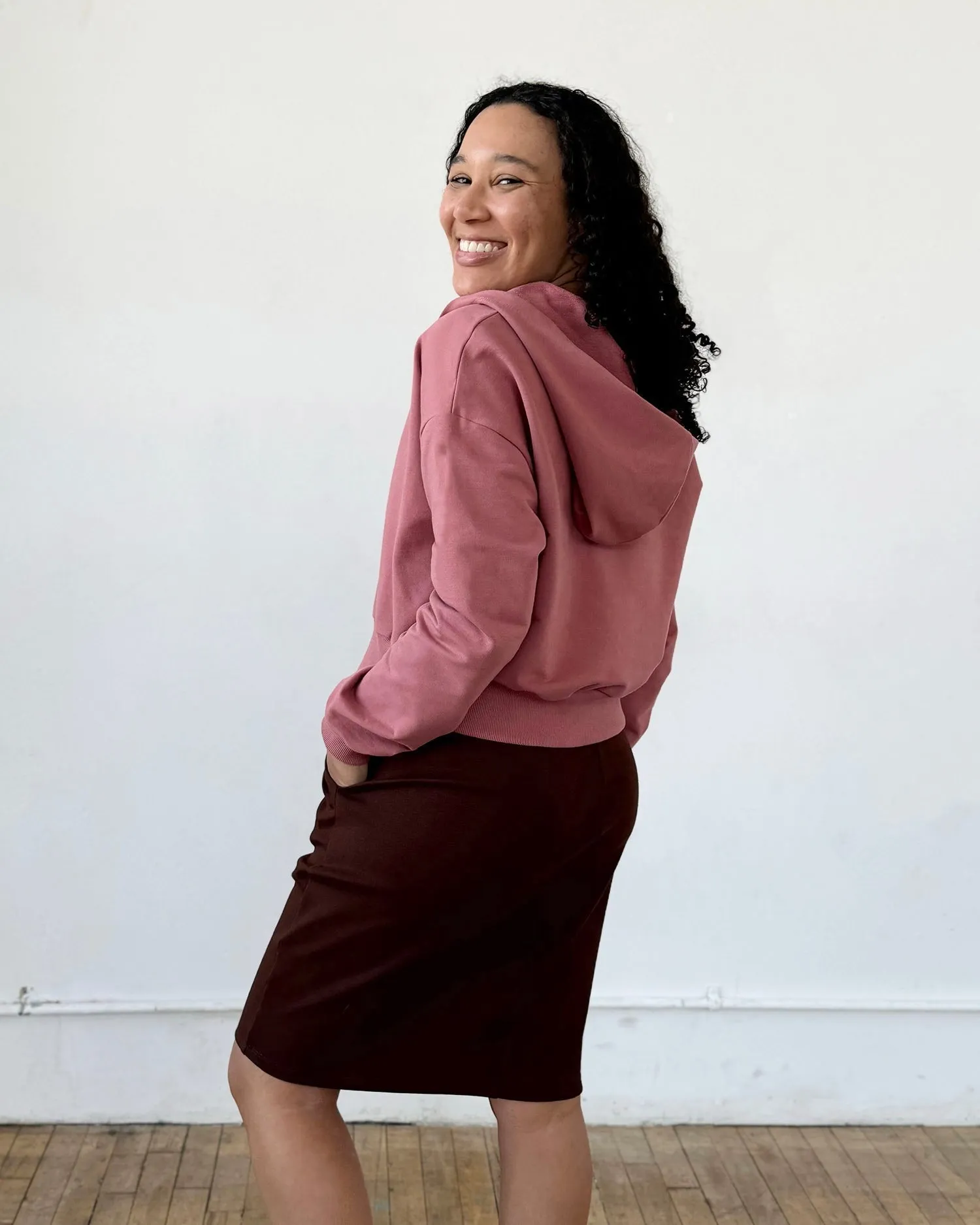 MICAELA cropped zip hoodie in Withered Rose