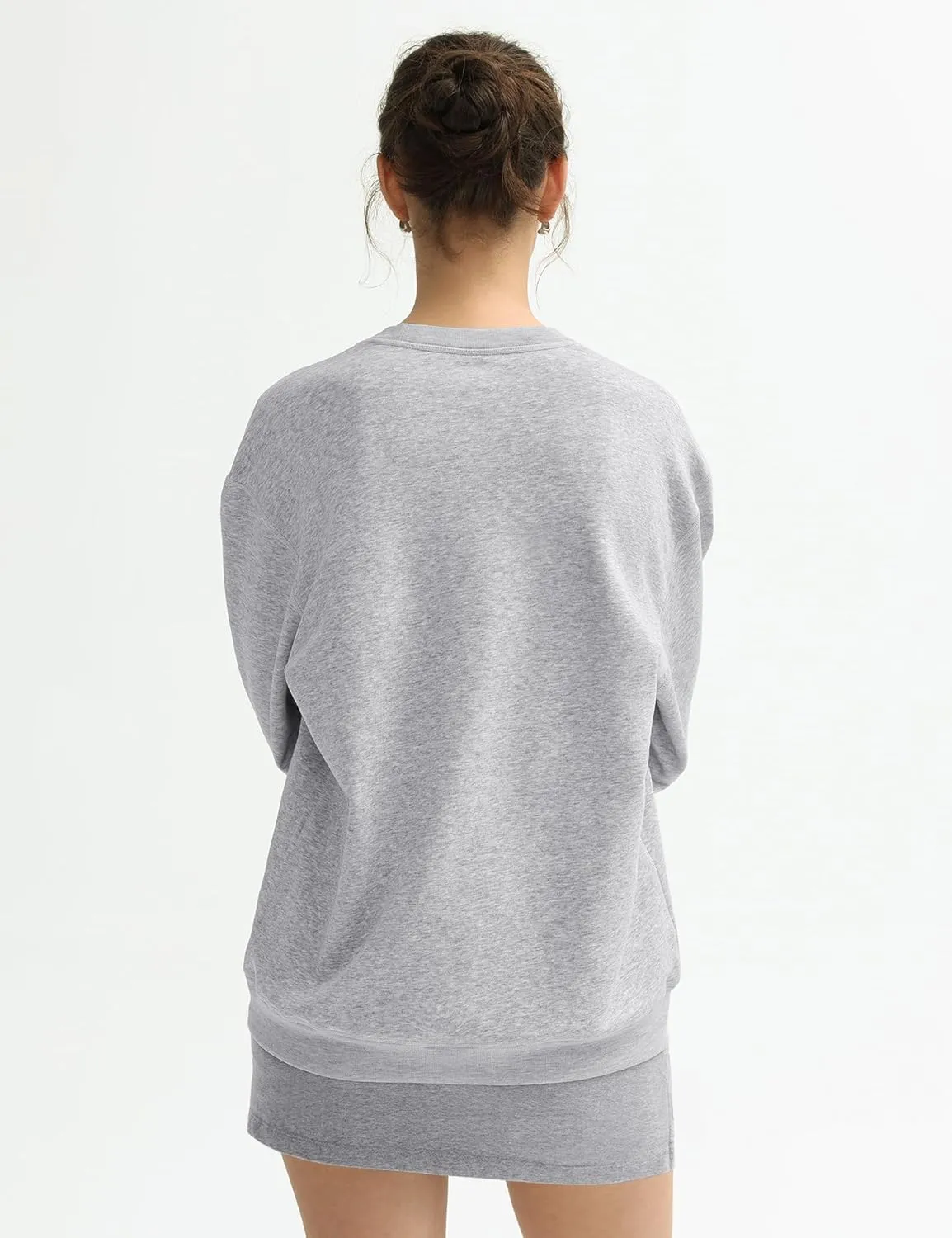 PUMIEY Women's Oversized Sweatshirt Crewneck Long Sleeve Loose Pullover Tops Fall Fashion Airy Collection