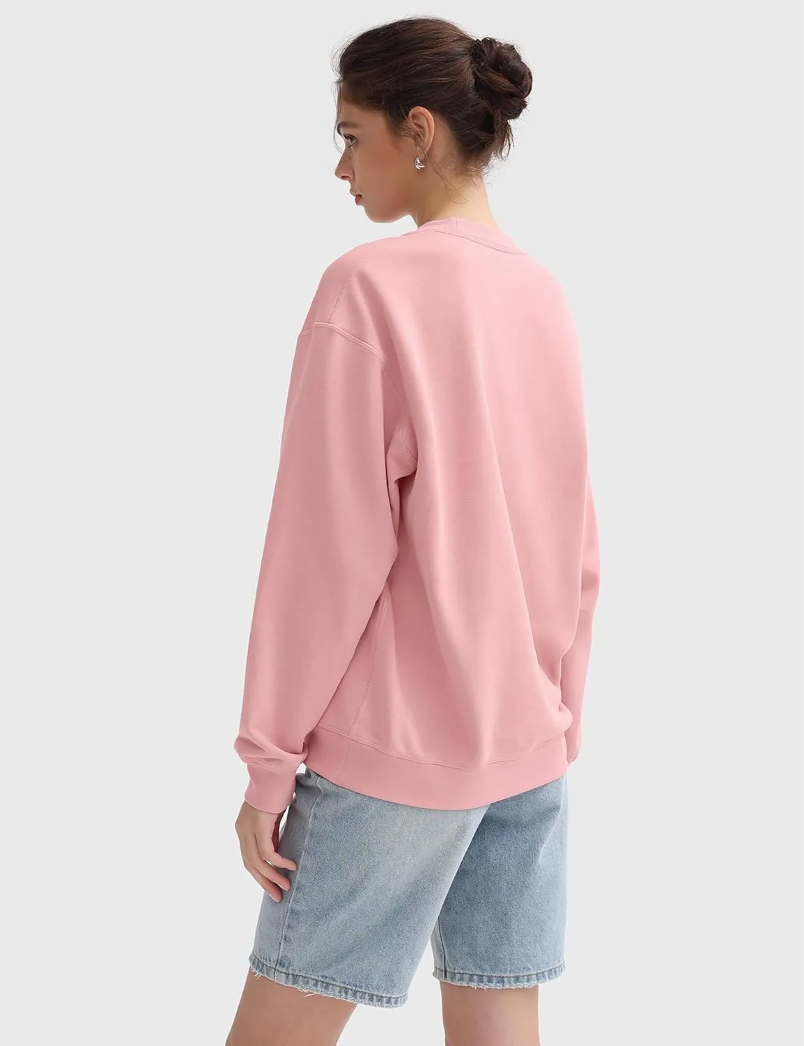 PUMIEY Women's Oversized Sweatshirt Crewneck Long Sleeve Loose Pullover Tops Fall Fashion Airy Collection