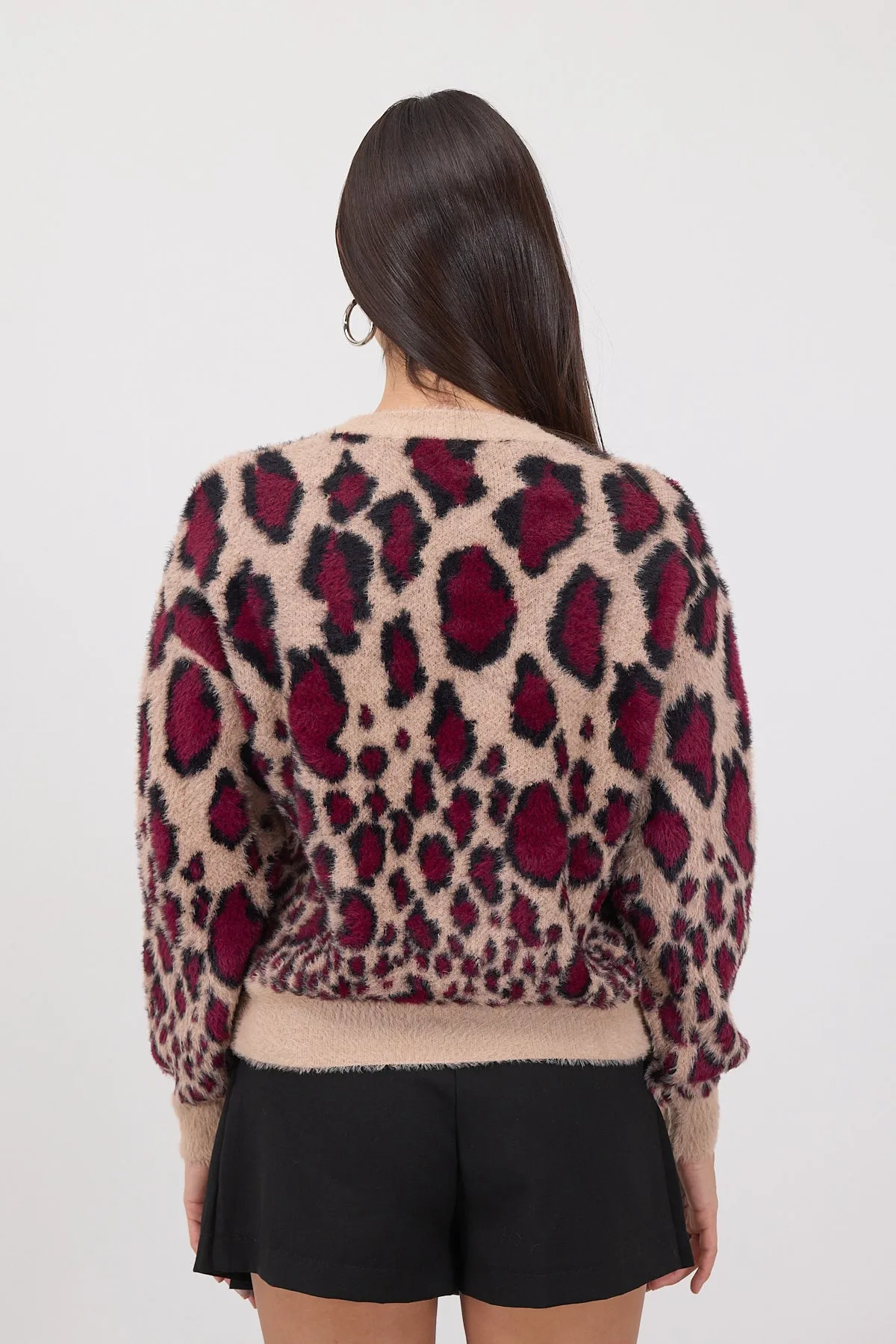 Soft Textured Leopard Pattern Knitwear Sweater